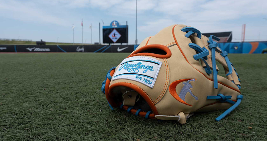2025 Rawlings x AUSL Softball Glove