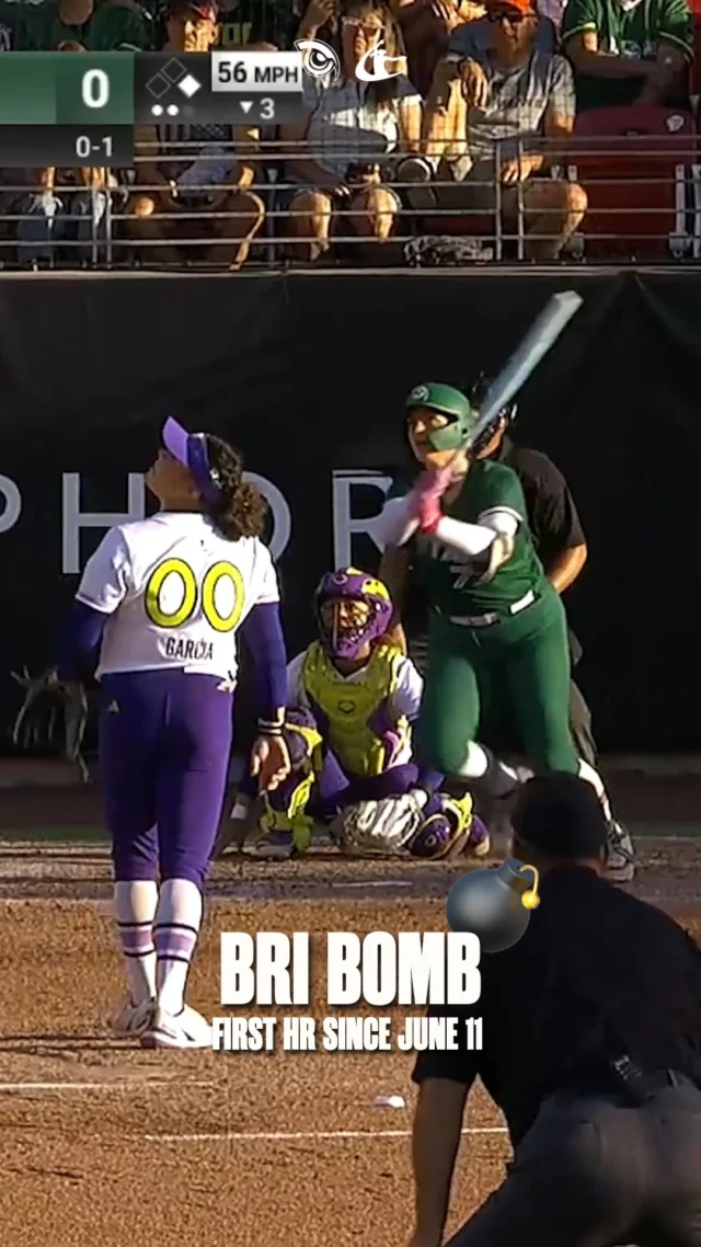 BRI BOMBBBBBBB ð£

Bri Ellis goes yard for the first time since June 11 to take the lead!