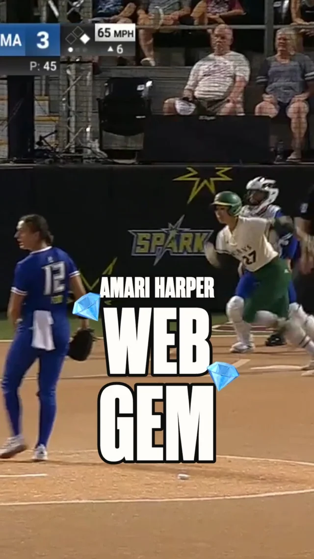 Web gems all over the field! This time from @mariharp_! ð