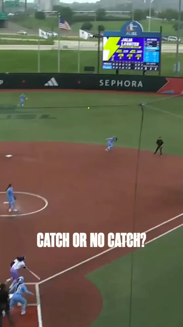 could this be the most controversial play in league history? ð³
what call would you make? ð«µ