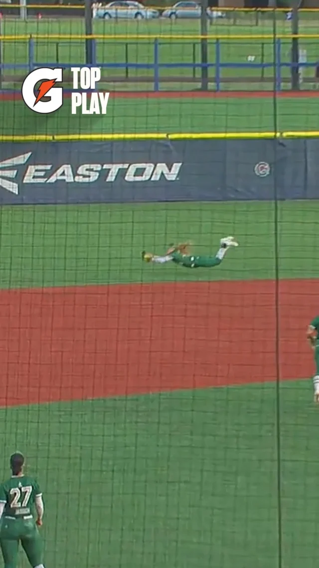 JAYDA COLEMAN HOW DO YOU DO ð¤¯
what a grab, presented by @gatorade