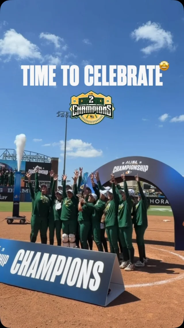 RAISE THAT TROPHY ð