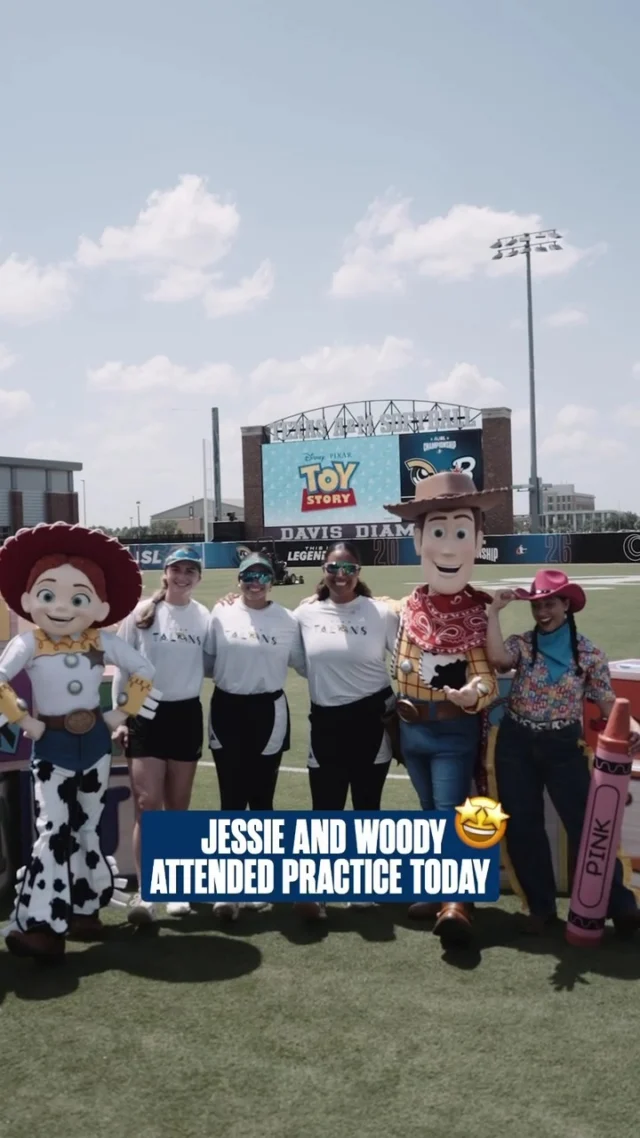 tomorrow Jessie and Woody will lead a pregame parade featuring youth softball players and take part in the ceremonial first pitch moment with viral youth softball athlete Paisley Woods. Paisleyâs sister, Posie, will also be on hand to cheer her on ð¥¹ð