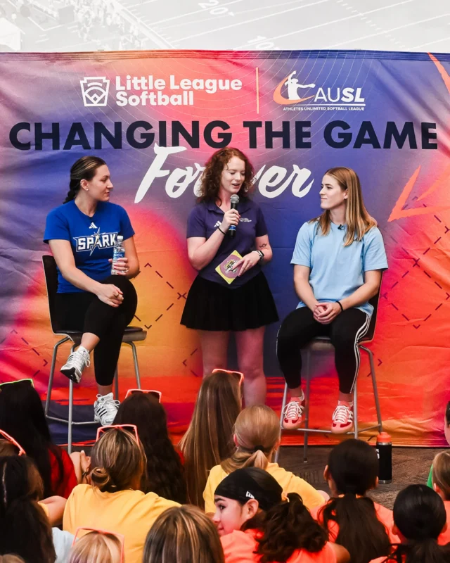 Last night we had two athletes attend the Little League Softball World Series Girls with Game Celebration where young players got to hear from our pros about the importance of uplifting the next generation ð¥ð«¶