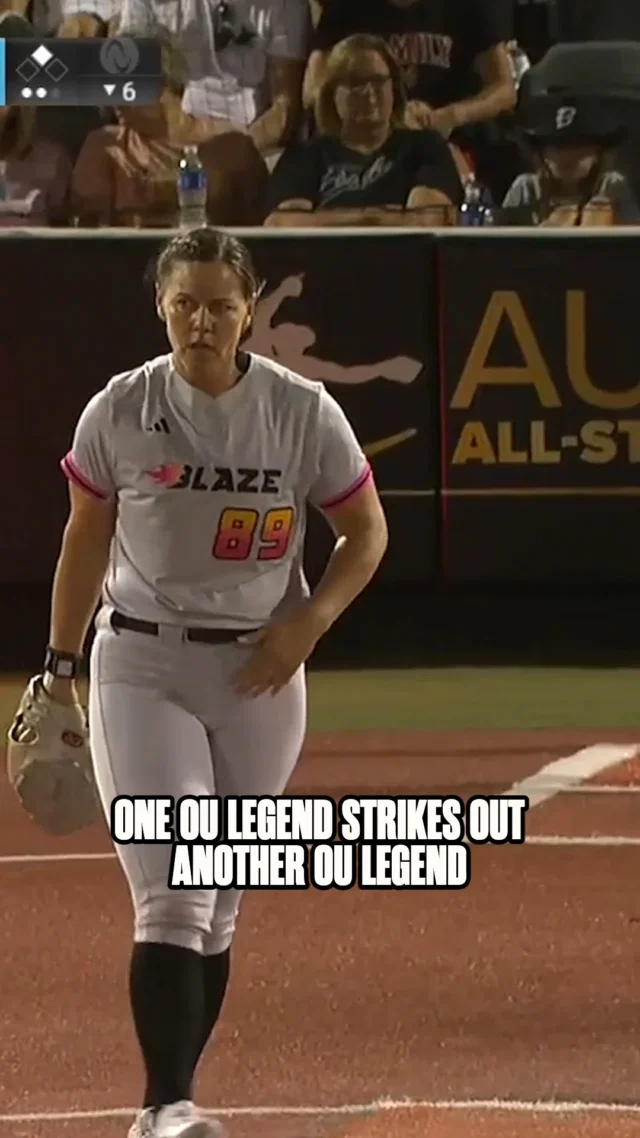 two different generations of Oklahoma softball ð¤¯