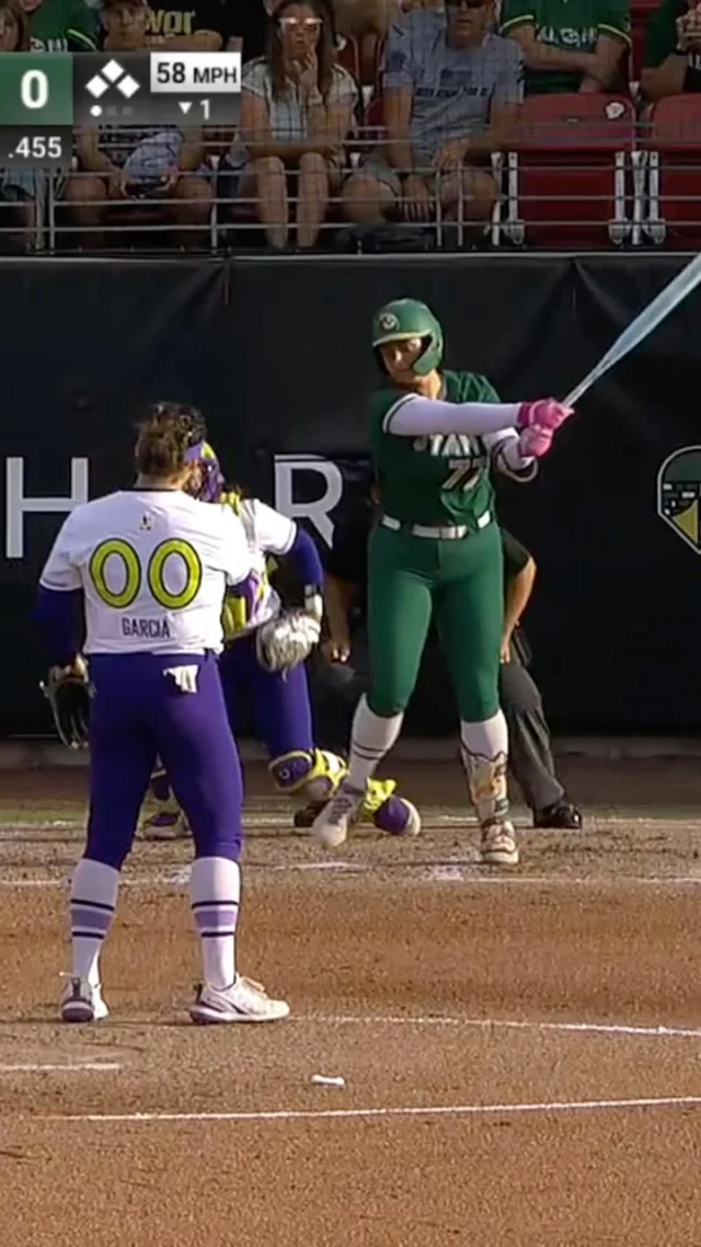 Nastyyyyyy curve for a bases-loaded strikeout ð®âð¨
