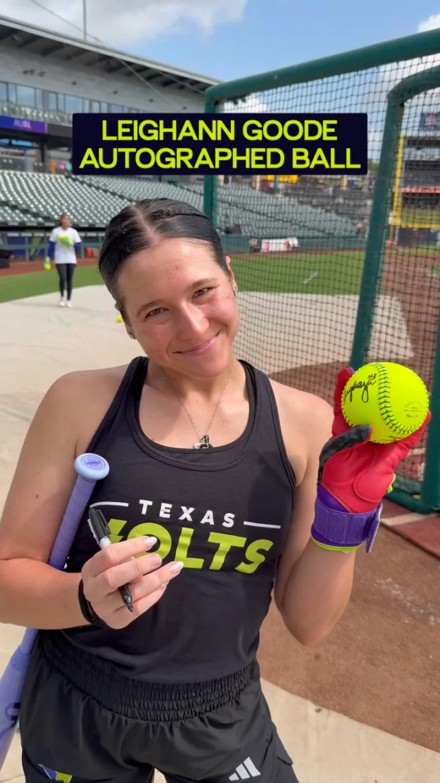 @leighannn.43 wanted the first fan in Volts gear at todayâs game to have a signed ball

head to our pro shop and ask our staff ð