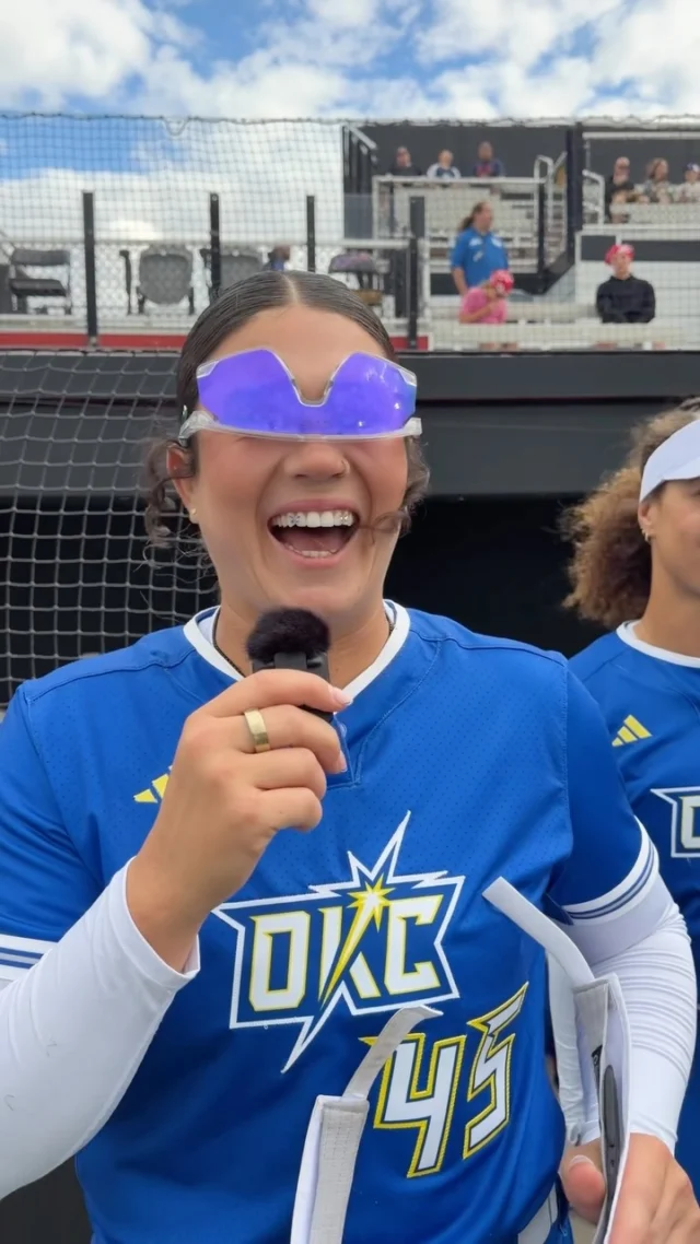 ummm the bat flips one?? argue in the comments ð«ª